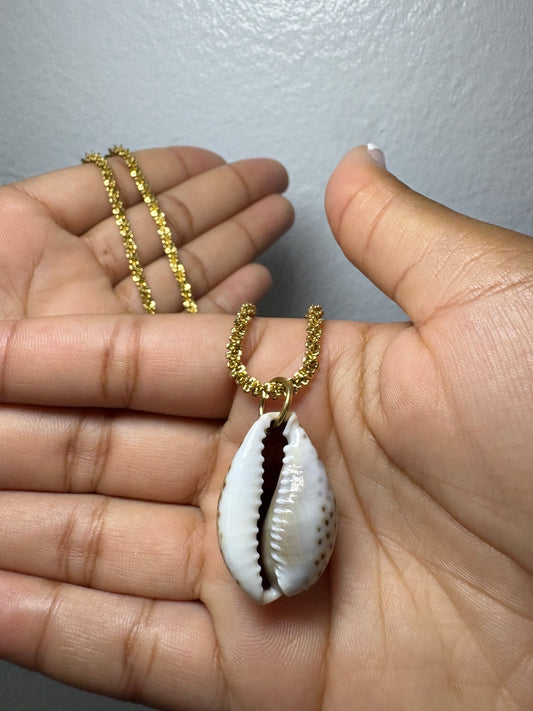 Real HUGE Cowrie Shell Necklace